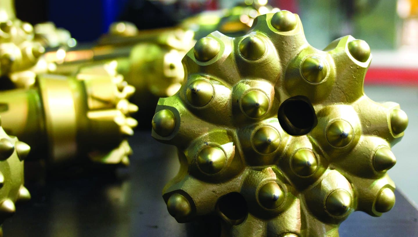 DTH button bits fitted with tungsten carbide buttons
